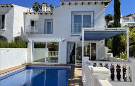 Furnished two-storey villa with a swimming pool and a sea view, Altea Hills, Spain for 395,000 €