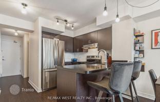 7-bedroom apartment in Wellesley Street East for C$817,000