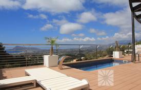New prestigious villa with a pool and a garage in Altea, Alicante, Spain for 800,000 €