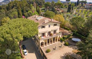 2-bedroom apartment 300 m² in Florence for 1,250,000 €