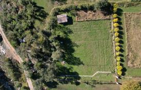 Two plots of land of 2136 m² with a building of 63 m² in Bar for 320,000 €