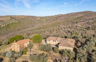 3-bedroom country house 720 m² in Panicale for 1,600,000 €
