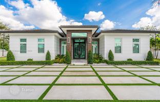 5-bedroom house 329 m² in Miami for $2,300,000