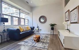 Apartment – King Street, Old Toronto, Toronto,  Ontario,   Canada for C$893,000