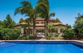 Magnificent Mediterranean villa with a swimming pool in San Pedro de Alcántara, Costa del Sol, Spain for 3,800,000 € Magnificent Mediterranean villa with a swimming pool in San Pedro de Alcántara, Costa del Sol, Spain for 3,800,000 €