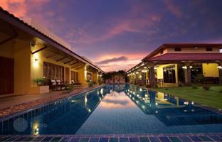 11-bedroom villa 600 m² in Pattaya for $998,000