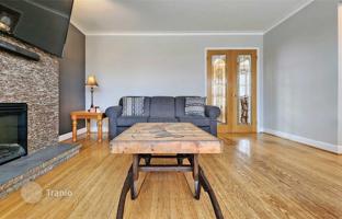 9-bedroom house in North York for C$2,011,000