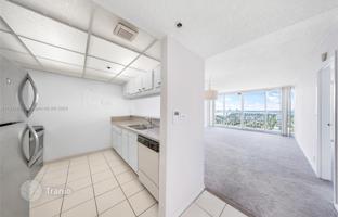 2-bedroom apartments in condo 96 m² in Miami for $395,000