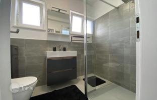3-bedroom apartment 88 m² in Bale for 320,000 €