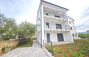 2-bedroom apartment 70 m² in Primorje-Gorski Kotar County for 265,000 €