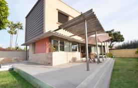 3-bedrooms townhome 275 m² in Vilassar de Mar, Spain for 895,000 €