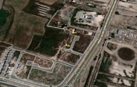 LARGE residential plot on Larnaca/Dekelia road only a few meters from the sea, only 5 mins from town centre for 395,000 €