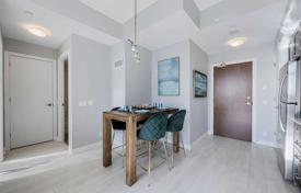 Apartment – Lake Shore Boulevard West, Etobicoke, Toronto,  Ontario,   Canada for C$731,000