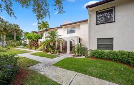 Townhome – Boca Raton, Florida, USA for $425,000