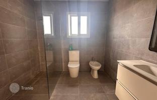 5-room mansion 202 m² in Larnaca for 450,000 €