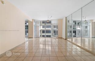 1-bedroom apartments in condo 70 m² in West Avenue for $350,000