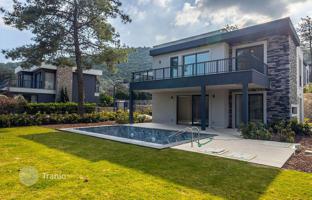 4-bedroom villa 318 m² in Torba for 58,305,000 TRY