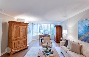 6-bedroom apartment in North York for C$925,000