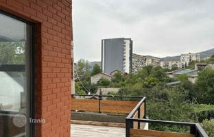 4-bedroom house 228 m² in Tbilisi (city) for $245,000