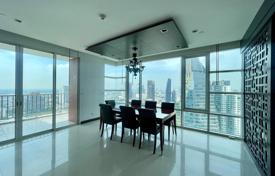3-bedroom apartments in condo in Khlong Toei for $2,900 per week