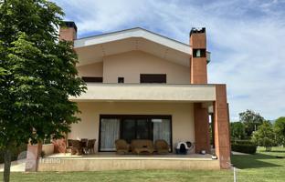 4-bedroom house 287 m² in Thessaloniki for 650,000 €