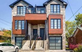 Terraced house – York, Toronto, Ontario,  Canada for C$1,645,000