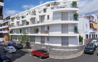 2-bedroom apartment 80 m² in Santa Cruz de Tenerife for 325,000 €