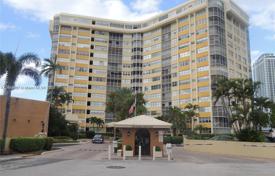 Condo – Hallandale Beach, Florida, USA for $275,000