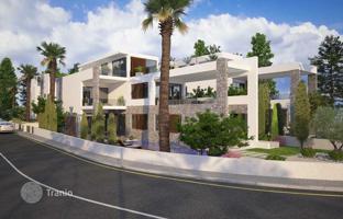 7-bedroom cottage 382 m² in Kissonerga for 1,750,000 €