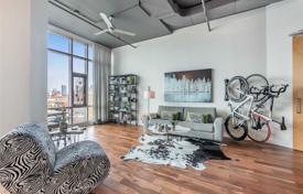 Apartment – Richmond Street West, Old Toronto, Toronto,  Ontario,   Canada for C$1,086,000
