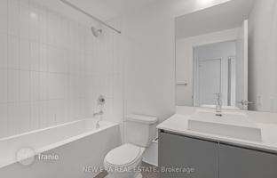 5-bedroom apartment in Etobicoke for C$976,000