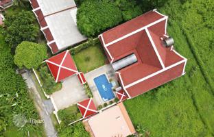 4-bedroom villa 300 m² in Phuket Town for 478,000 €