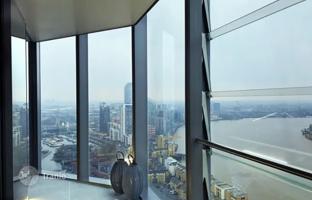 One-bedroom apartment with a winter garden and a panoramic view in the heart of financial London district — Canary Wharf, UK for £679,000