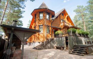 8-bedroom townhouse 472 m² in Carnikava for 480,000 €