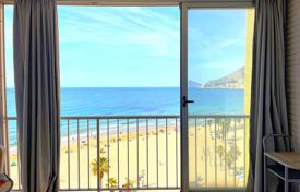 One-bedroom apartment on the seafront in Calpe, Alicante, Spain for 235,000 €
