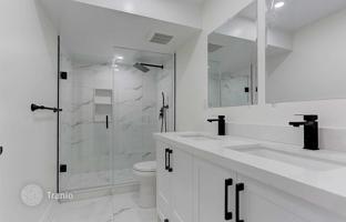 6-bedroom house in Scarborough for C$1,969,000