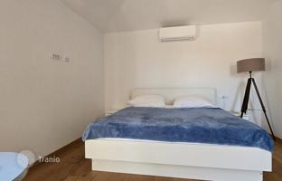 4-bedroom house 236 m² in Rovinj for 649,000 €