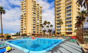 2-bedroom apartment 67 m² in Playa de las Americas for 395,000 €