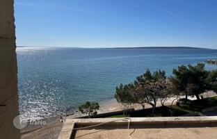 3-room apartment in new building 104 m² in Mandre for 635,000 €