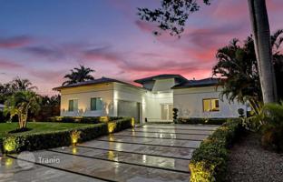 3-bedroom house 268 m² in Miami for $1,400,000