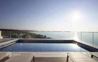 3-bedroom apartment 241 m² in Agios Tychonas for 7,200,000 €