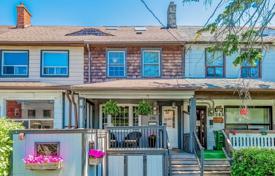 Terraced house – Etobicoke, Toronto, Ontario,  Canada for C$1,332,000