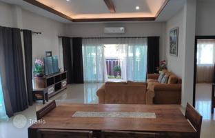 4-bedroom villa 280 m² in Pattaya for $325,000
