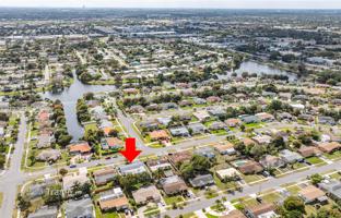 5-bedroom house 218 m² in Lauderdale Lakes for $600,000