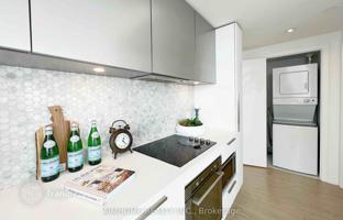 5-bedroom apartment in Wood Street for C$1,154,000