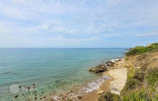 Terraced house in Agios Georgios for 300,000 €