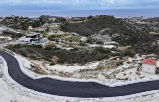 Land plot 1,167 m² in Agios Tychonas for 890,000 €