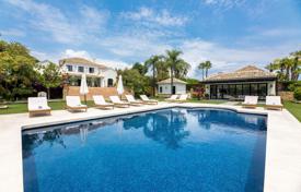 Luxury villa with pool in El Paraiso, New Golden Mile, Marbella, Spain for 3,800,000 €