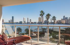 Spacious apartment with ocean views in a residence on the first line of the beach, Aventura, Florida, USA for $750,000