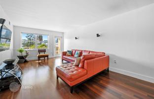 1-bedroom apartments in condo 67 m² in Miami Beach for $300,000
